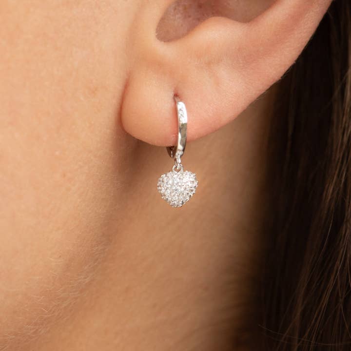 Brincos de Argola com Pingente de Coração | Prata & Ouro por atacado de Annabel Jewellery