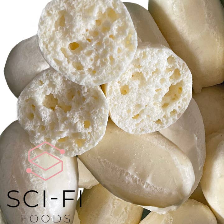 Sci-Fi Foods UK Bonbons croquants au lait blanc lyophilisés pour la vente par Sci-fi Foods