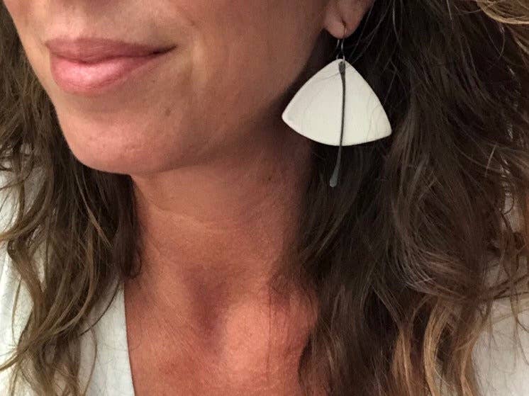 corico - Wholesale Dangle Earrings - Bright Blue Crackle Fan-Shaped Dangle Statement Earrings2