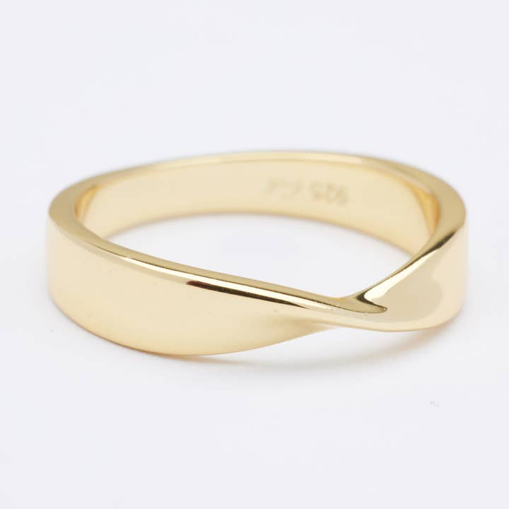 Bague en or torsadée Emma pour la vente par Quill Fine Jewelry & Lifestyle