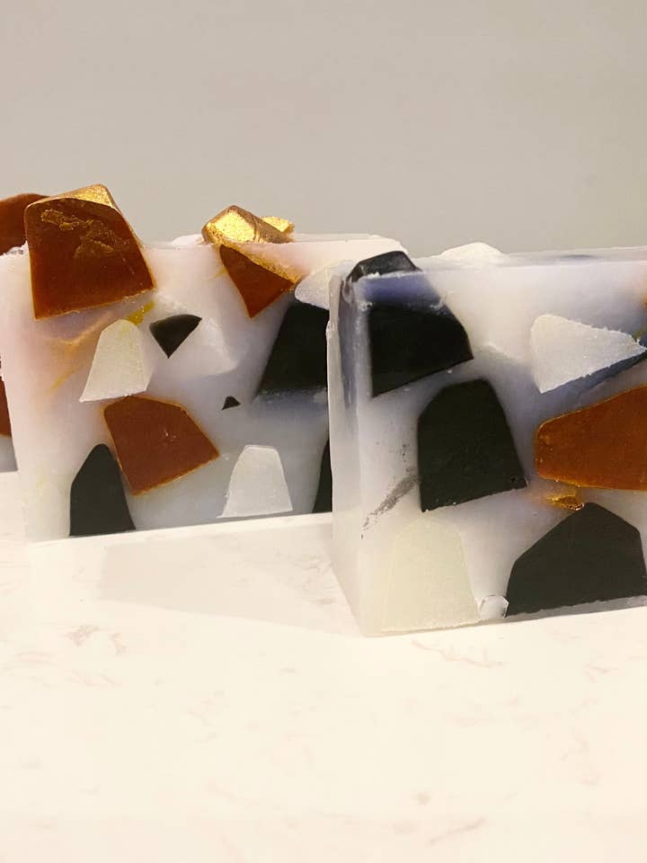 Hotspot für den Großhandel von Melanated Fire Wife | Firehouse Soap