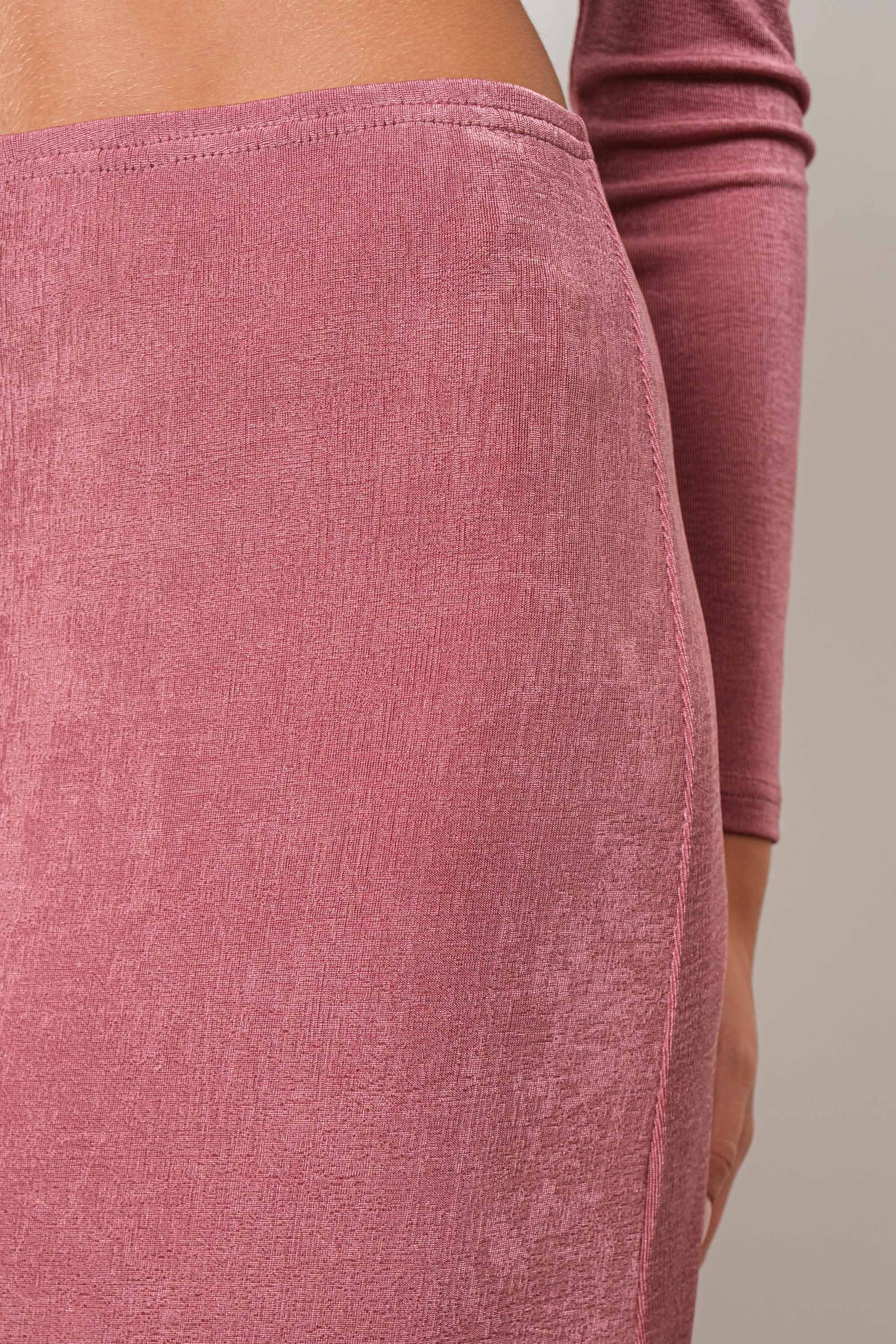 Pretty Garbage – Saia - Mulher por atacado – Saia Maxi de Malha Slinky – Elegante e Pronta para Boutique3