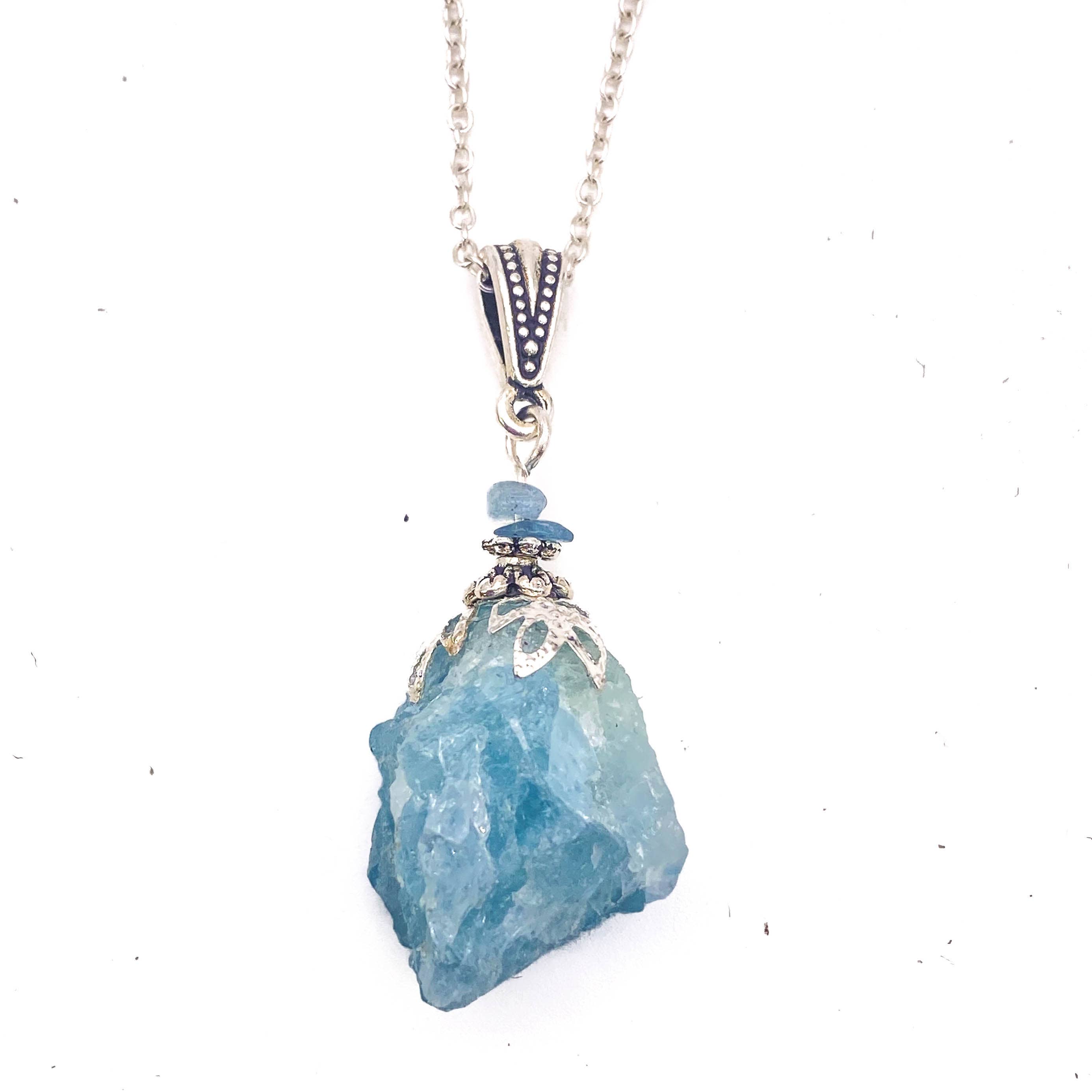 Crystal Pendant (Aquamarine) – Crystalline Creations