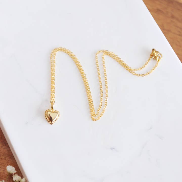 Oh So Lovely - Wholesale Pendant/Charm Necklace - Penelope Heart Necklace