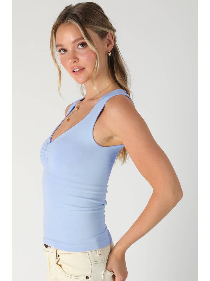 NIKIBIKI – Top de malha - Mulher por atacado – NS8451 - Top com Franzido Clean Line19