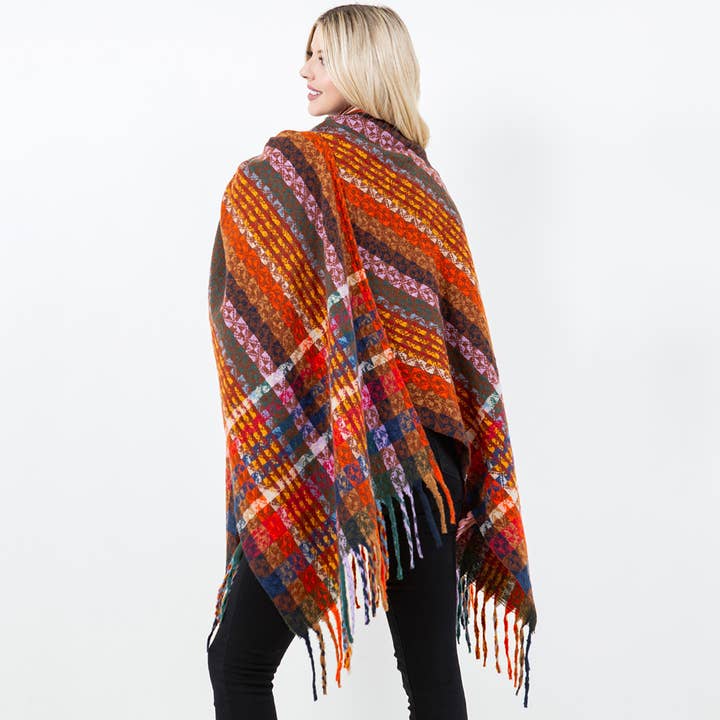 Sensibling Corp. – wholesale Poncho – Women's – Plaid Fringe Poncho Wrap Shawl3