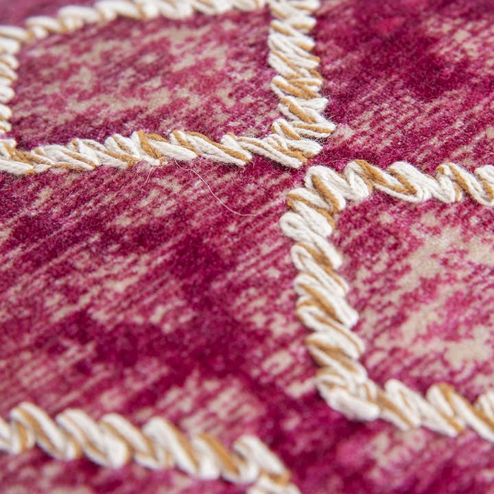 HomeRoots - Vendita all'ingrosso Cuscini lombari - Cuscino lombare vellutato rosa testurizzato con diamanti1