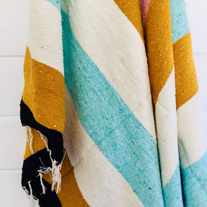 Mahalo Market - Wholesale Decoratiedeken - Zware Ohana Mexicaanse Avontuurdeken | Ambachtelijk Gemaakt | Surf6