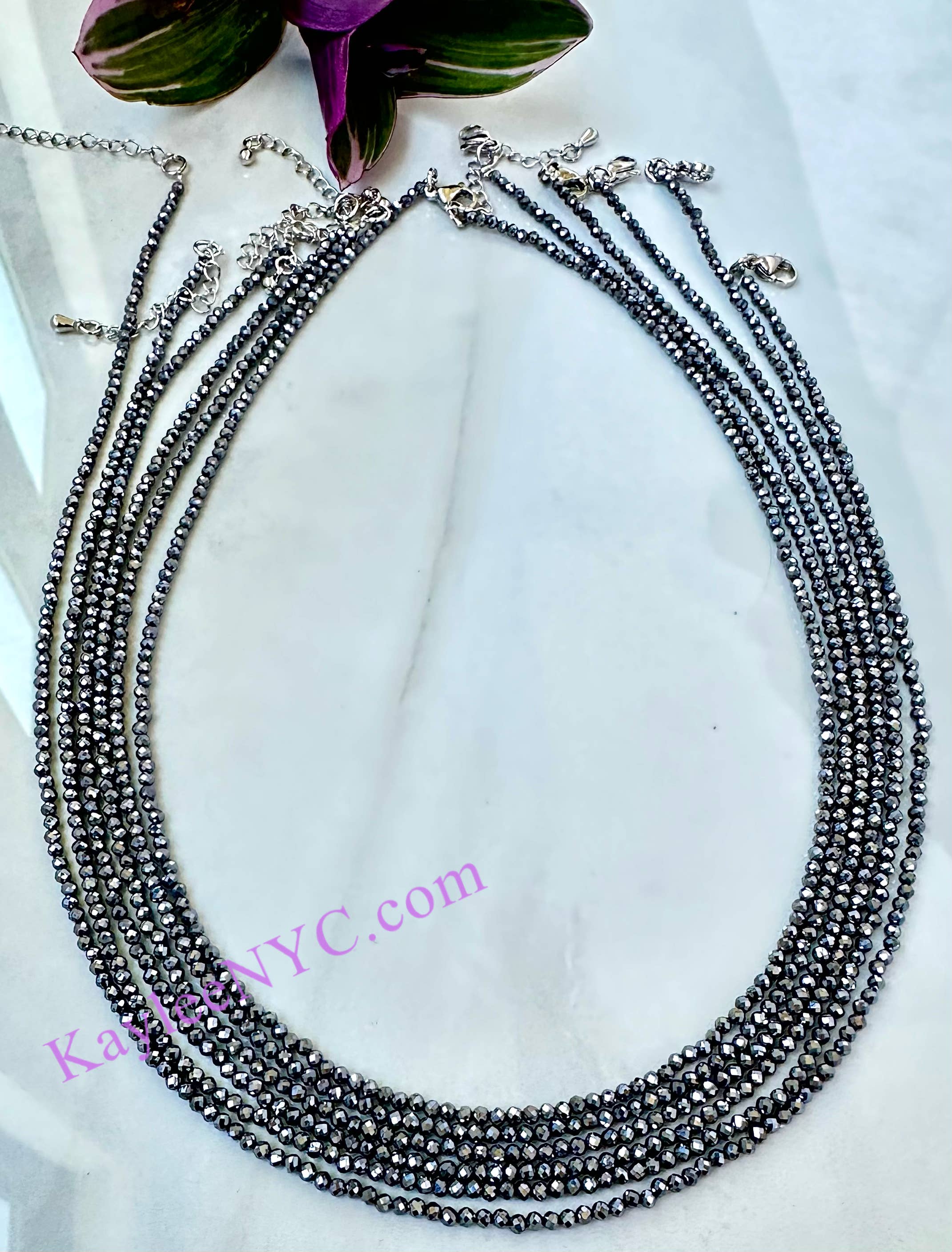 KayleeNYC - Vente Collier de perles - Colliers en cristaux de 2 mm à énergie de guérison par térahertz