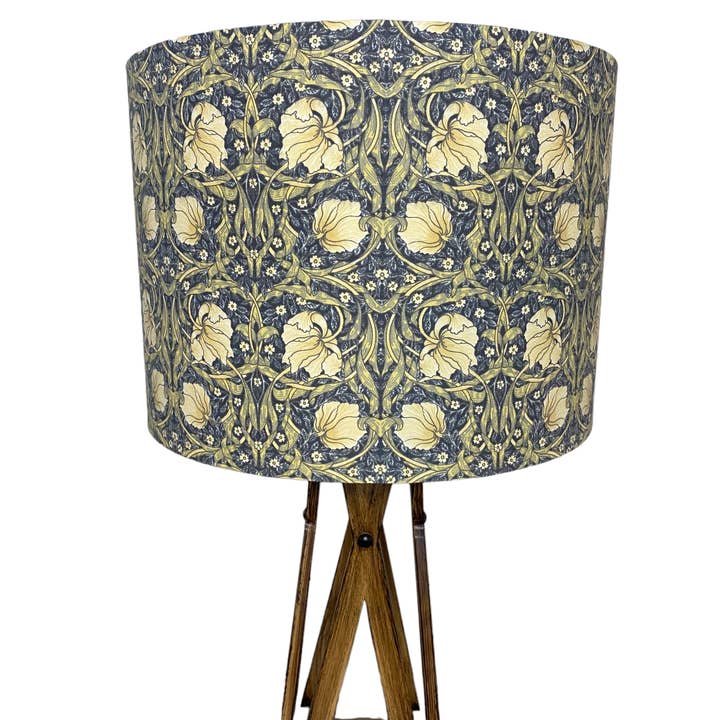 LouSeal Handmade Lampshades - Wholesale Lamp Shade - William Morris Pimpernel Cream Handmade Lampshade1
