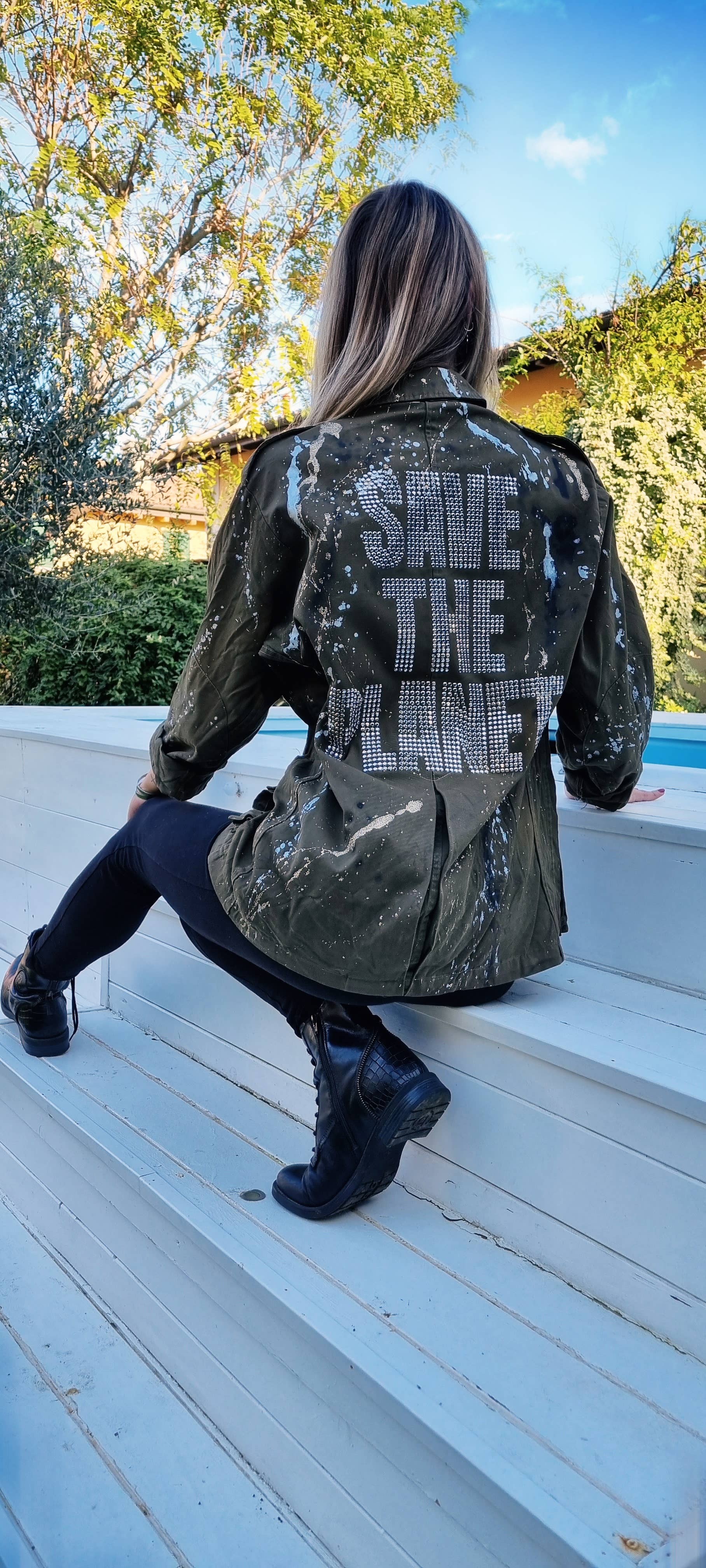 apiedinudinelparco - Wholesale Jacket - Women's - UP-CYCLED MILITARY JACKET GLITTER PATCH STREET ART LUX STYLE7