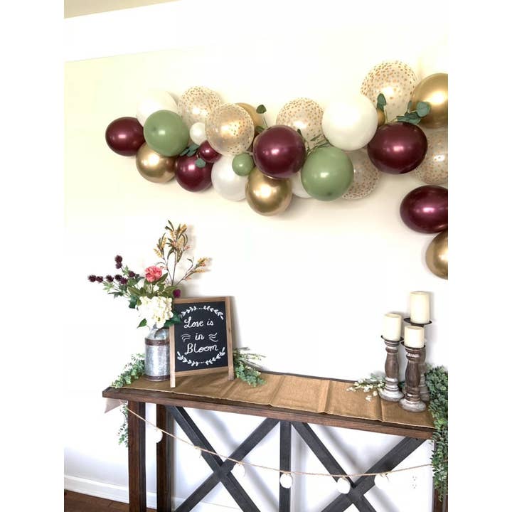 Hullaballoons - Vendita all'ingrosso Bandierine/Ghirlande - Ghirlanda di palloncini bordeaux ed eucalipto | Kit fai da te4