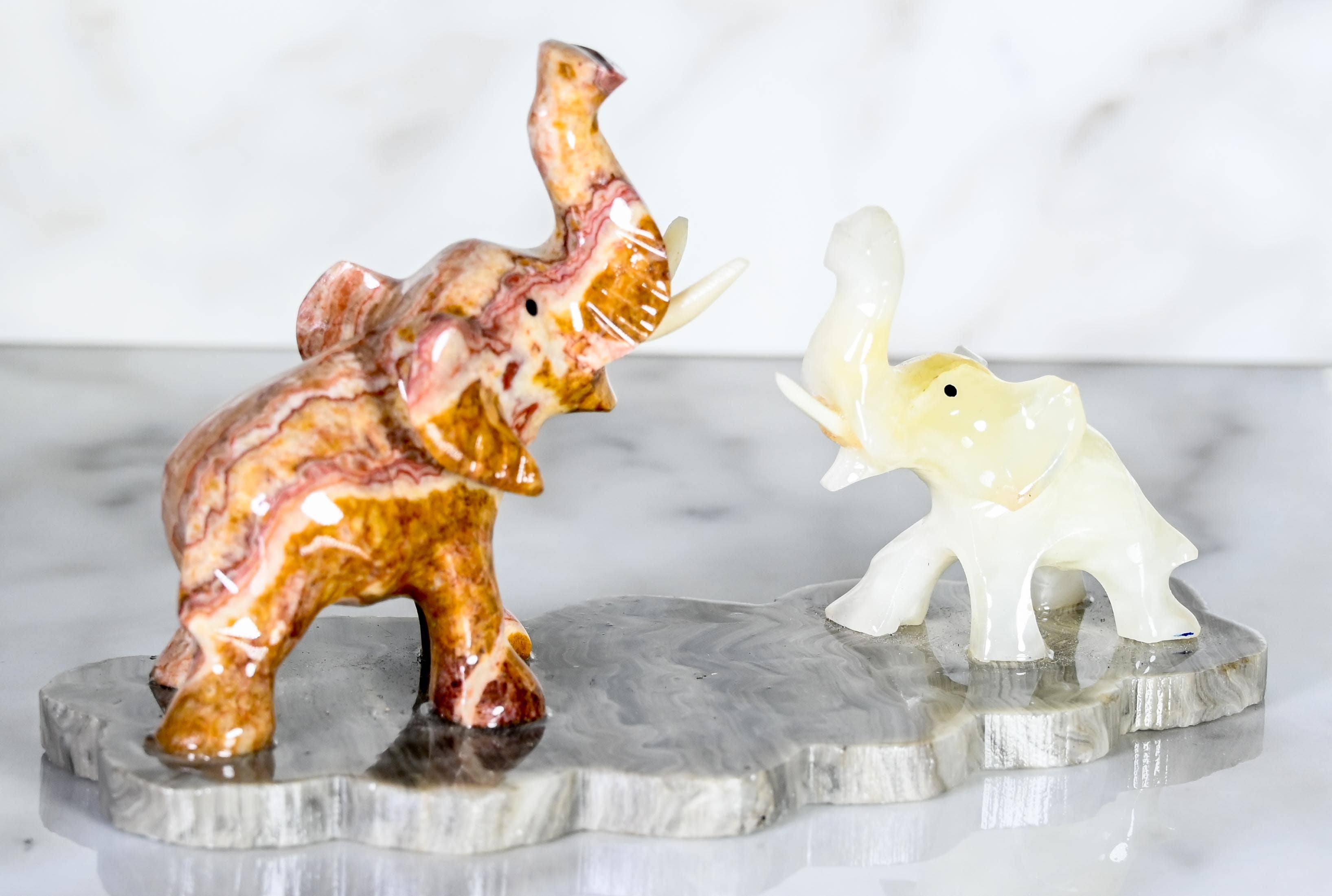 SS handcrafted Art - Wholesale Decorative Figurine - Marble Elephants - 2 on Base 4"0