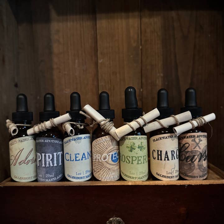 Blackwater Apothecary - Wholesale Meditation Supplies - Curses Ritual Oil for Baneful Magic & Hexes – 1oz5