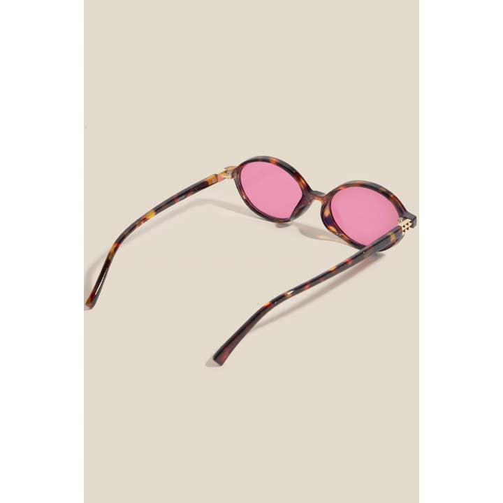 ASSORTED Dainty Oval Frame Sunglasses Set for wholesale on Faire
