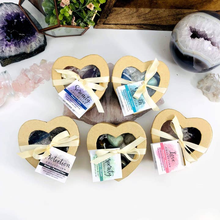 Rock Paradise - Wholesale Spiritual Stone/Crystal - Crystal Healing Protection Set of Stones in Heart Shaped Box