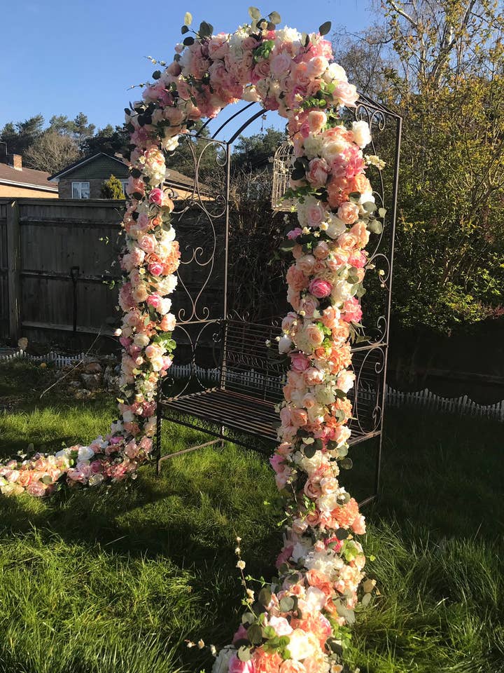 Perzik bloemen slinger, blush bloemenboog, trouwboog voor wholesale door IVY CRUZ