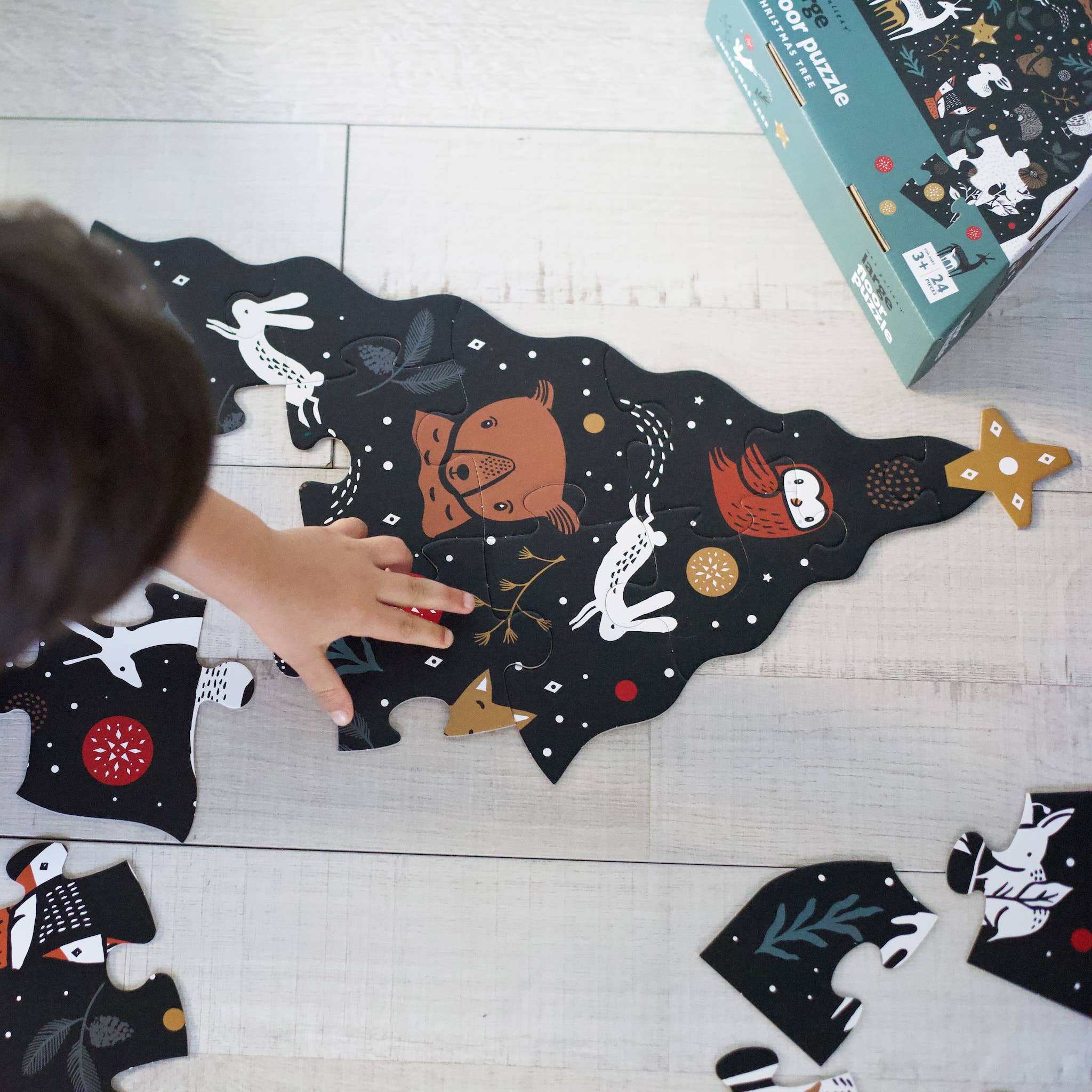 Wee Gallery - Vente Puzzle – enfant - Puzzle géant au sol en forme de sapin de Noël3