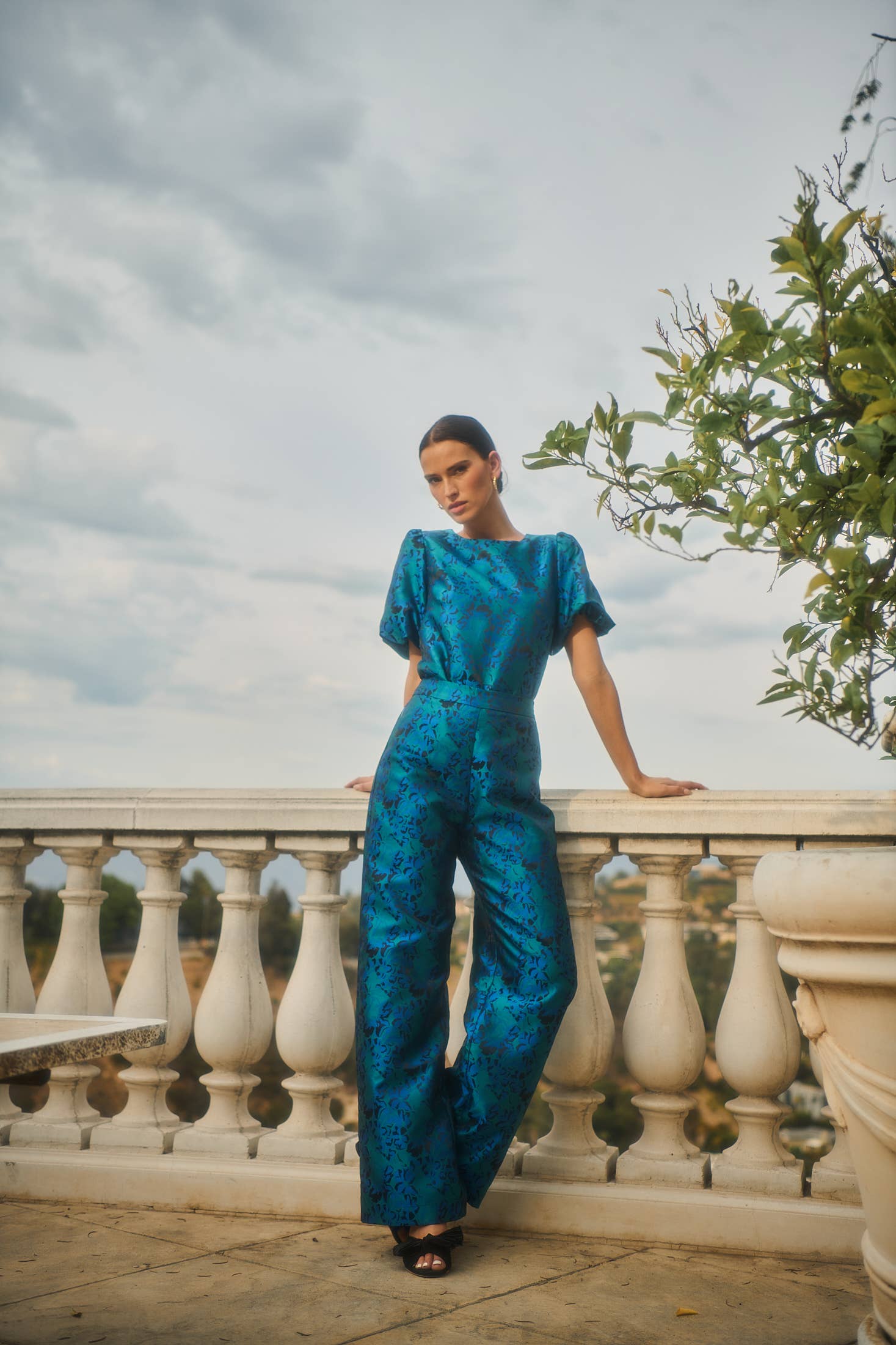 Navy Fuchsia Farrah Jacquard Floral Joi Bubble Top for wholesale on Faire6