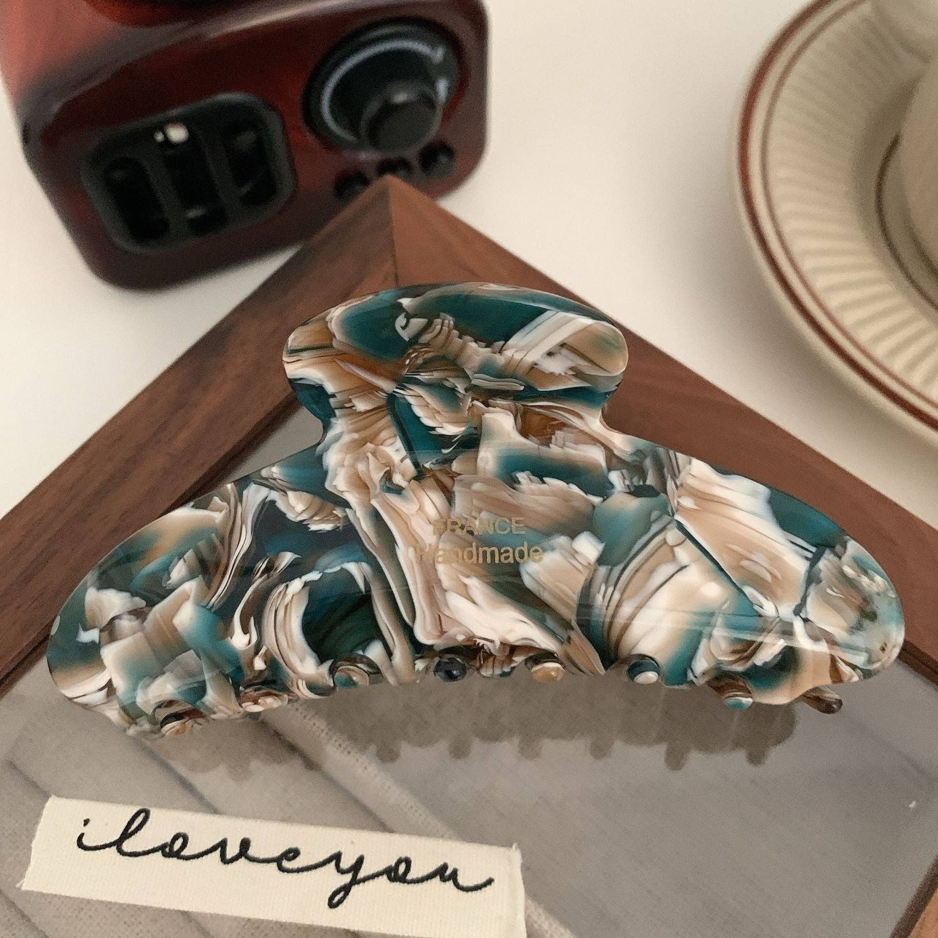 Dipped Shop - Vendita all'ingrosso Fermaglio per capelli - Donna - Clip ad artiglio a pois color caramello floreale DPJC46