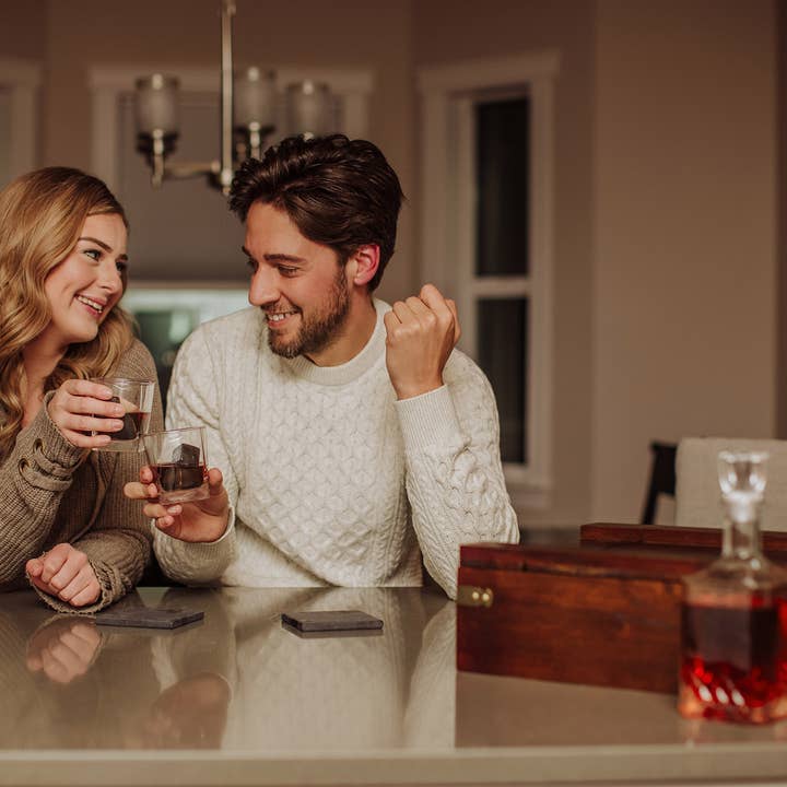 Dark Stain Parawood Whiskey Box with Decanter - Gift Set for wholesale on Faire14