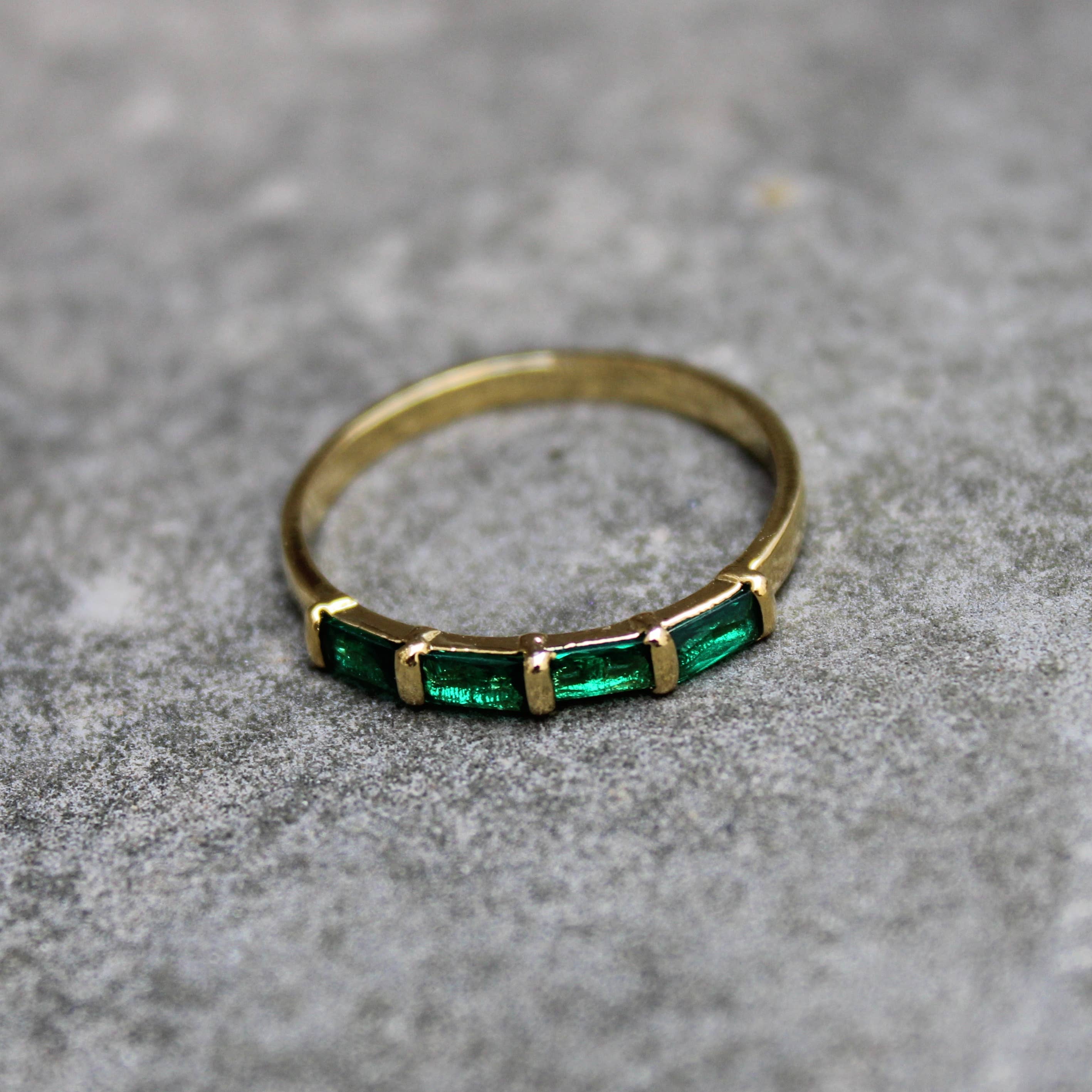 Bijoux 7bis - Vente Bague avec plusieurs pierres - Bague Alliance 4 Strass Griffes Rectangulaire Doré Or fin9