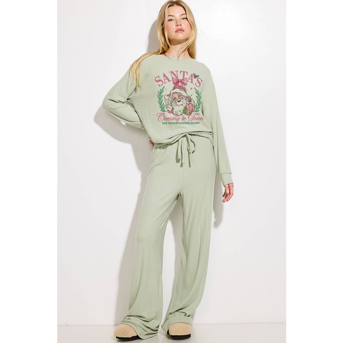 Phil Love - Wholesale Lounge Set - Women's - Santa Christmas print soft loungewear set10