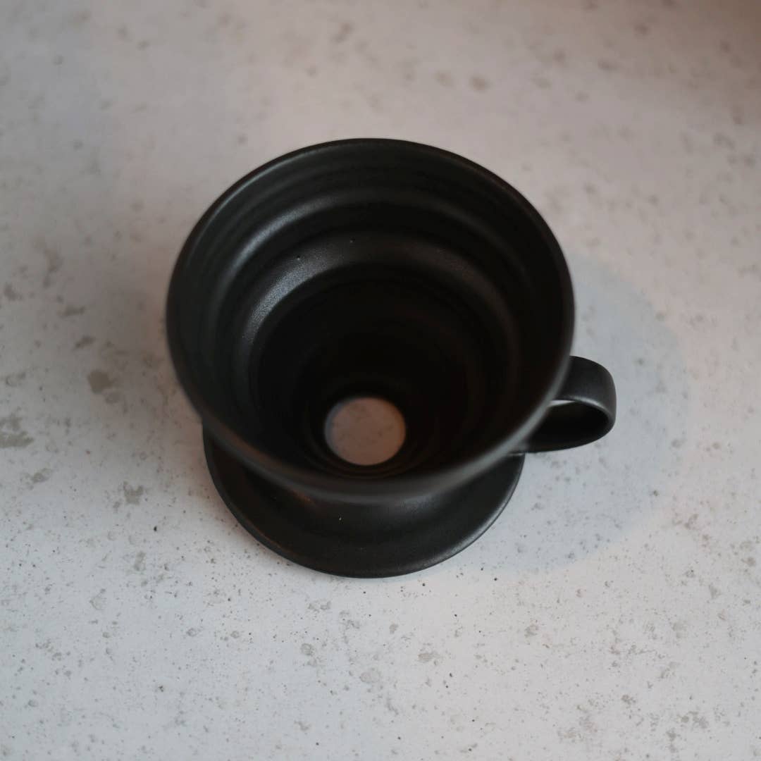 Gravesco Pottery – wholesale Pour-over & dripper – Handmade Ceramic V60 Coffee Dripper in 2 Color Options2