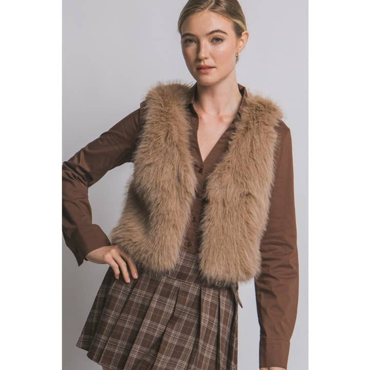 BNS - Wholesale Outerwear Vest - Women's - Faux Fur V Neck Sleeveless Vest1