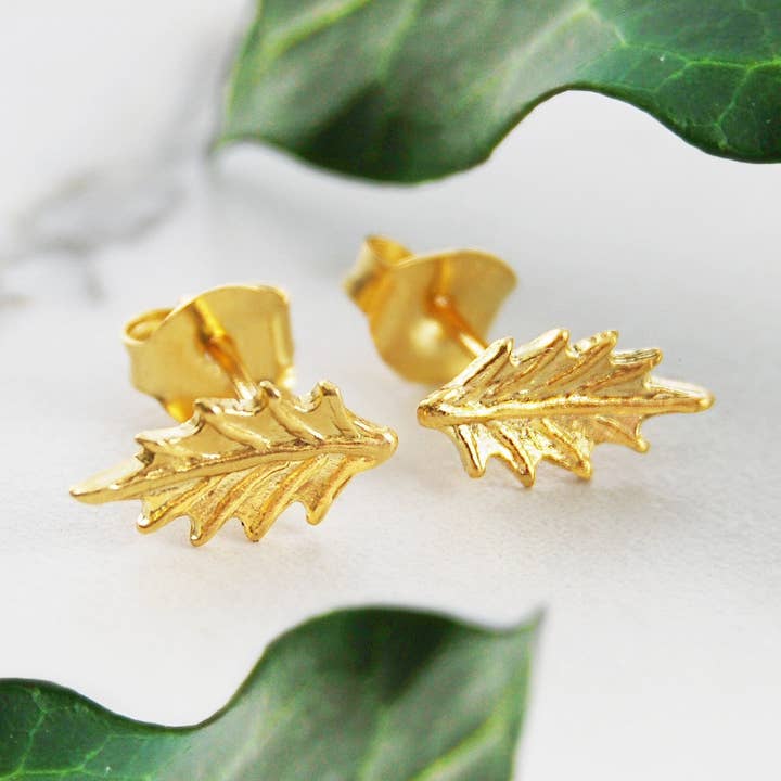 Holly Leaf Gold Ohrstecker für den Großhandel von Otis Jaxon London