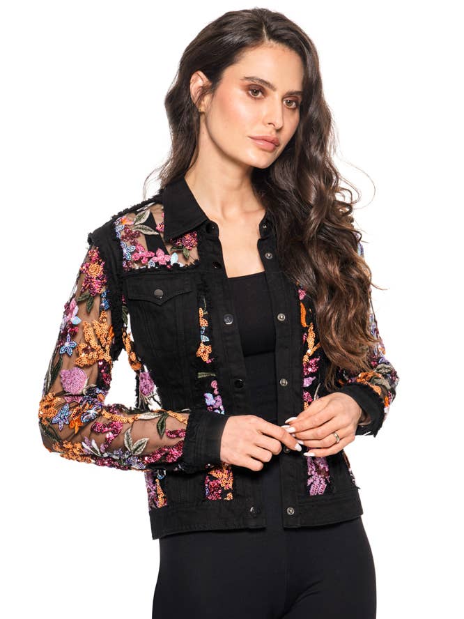 A7217-86B VESTE EN JEAN NOIR AVEC SEQUINS FLORAUX pour la vente par Adore