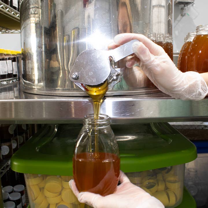 8 oz. l Miel brut non filtré | Pot en plastique | Pot à presser pour la vente par Creek House Honey Farm