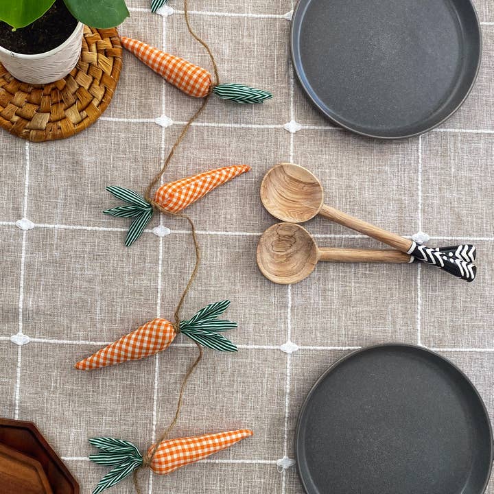 Grain of Rice Project - Wholesale Bunting/Garland - Carrot Garland1