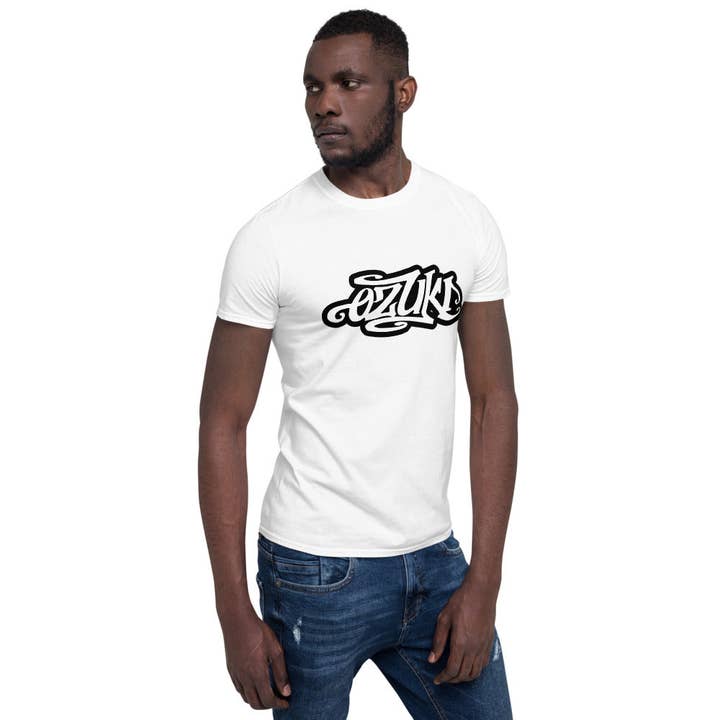 Ozuki Clothing – Großhandel T-Shirt mit Siebdruck – Herren – Ozuki Kurzärmliges Unisex-T-Shirt - Design von Inkie3