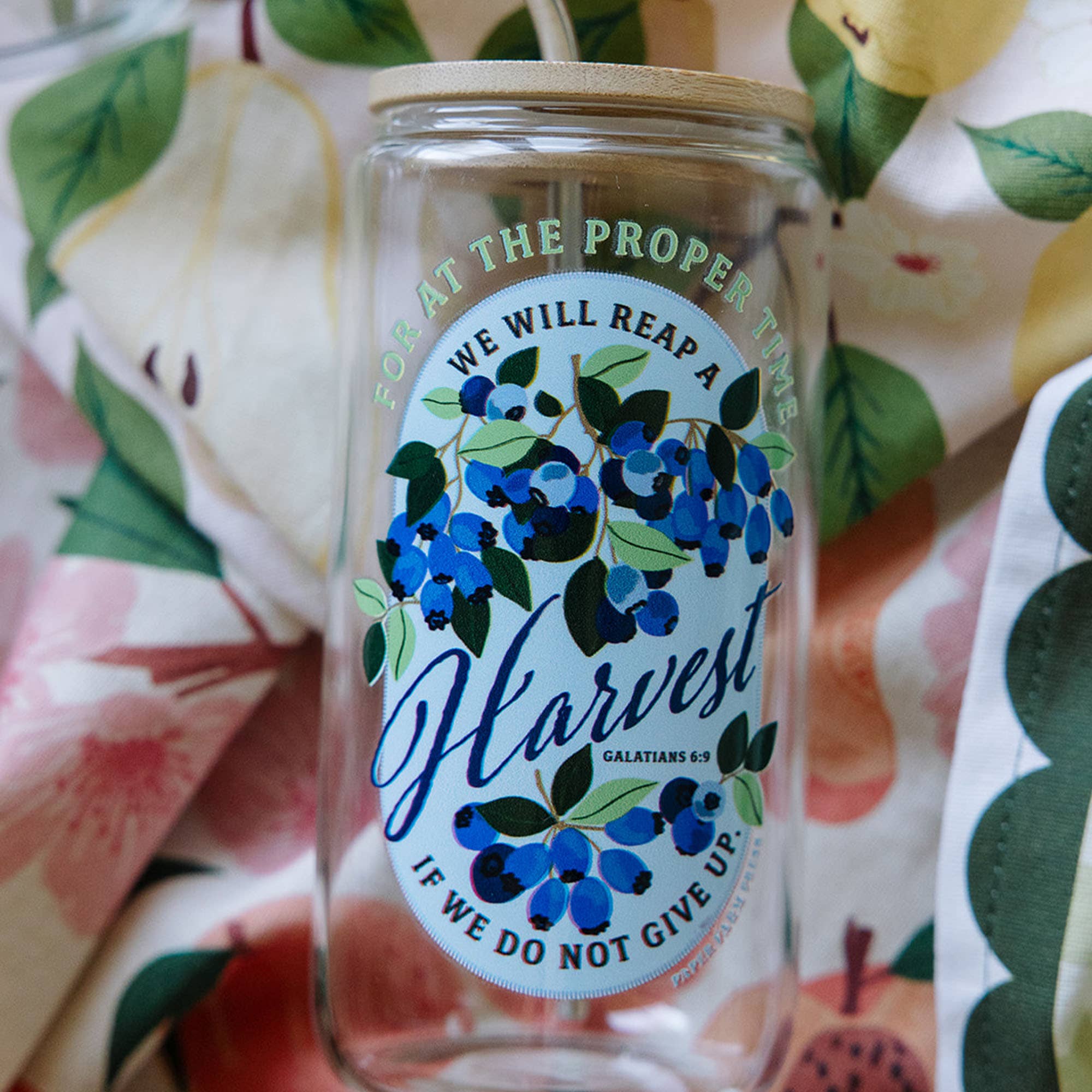 Paper Farm Press - Wholesale Drinking Glass/Cup - Blueberry Faith Glass Can1