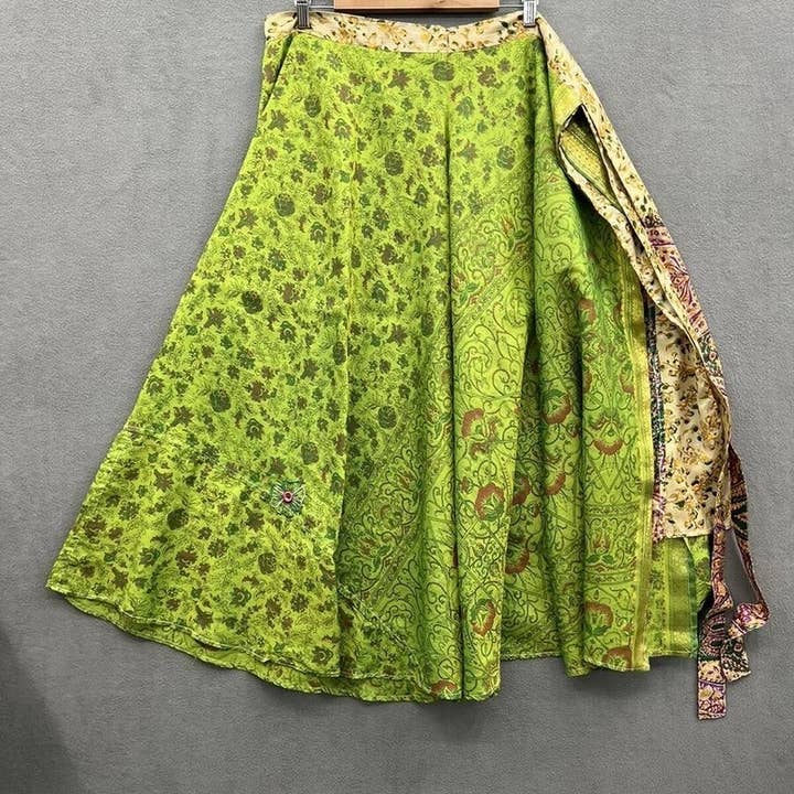 bhavnas boutique - Wholesale Skirt – Women’s - 5 Pcs Lot Handmade Reversible Silk Two Layer Printed Skirt 3