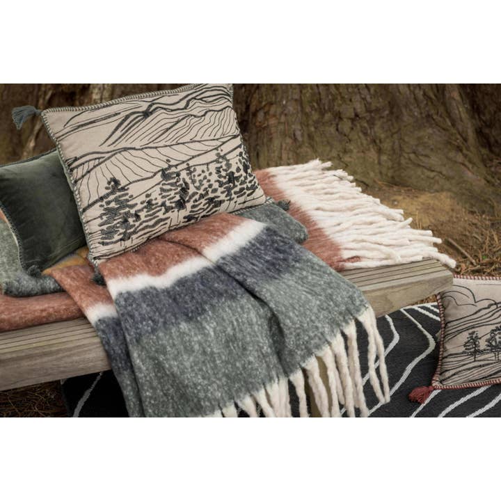 Maison Vivaraise & La Cerise sur le Gâteau - Wholesale Throw Blanket - Isabel Rouille 130 X 160 Recycled Plain Plaid1