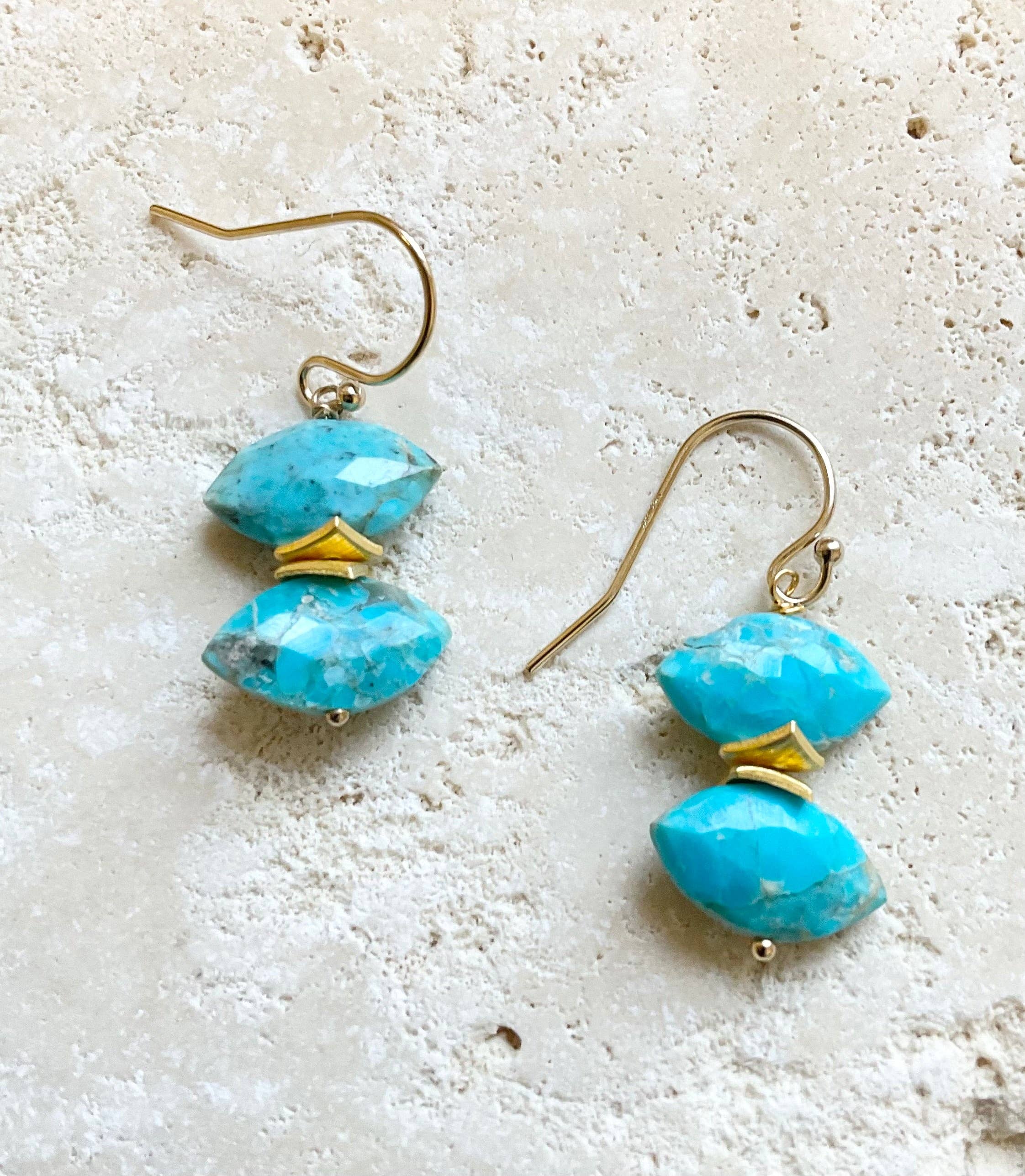 Treisi - Wholesale Dangle Earrings - E494