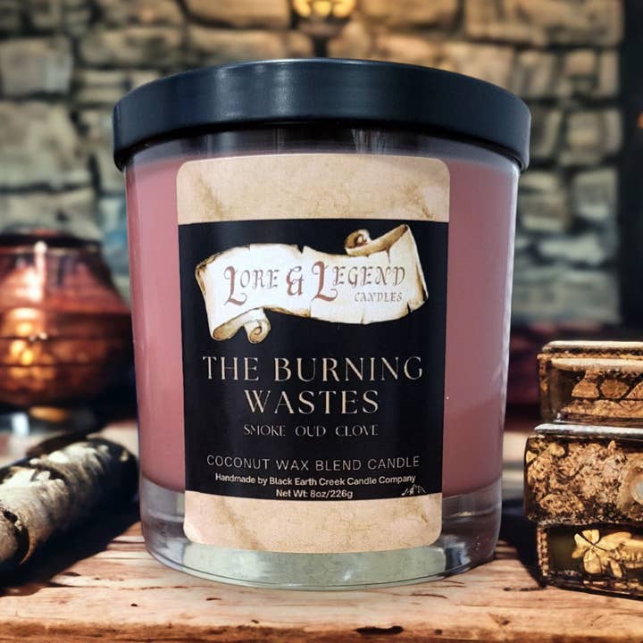 Bougie fantastique The Burning Wastes pour la vente par Black Earth Creek Candle Company