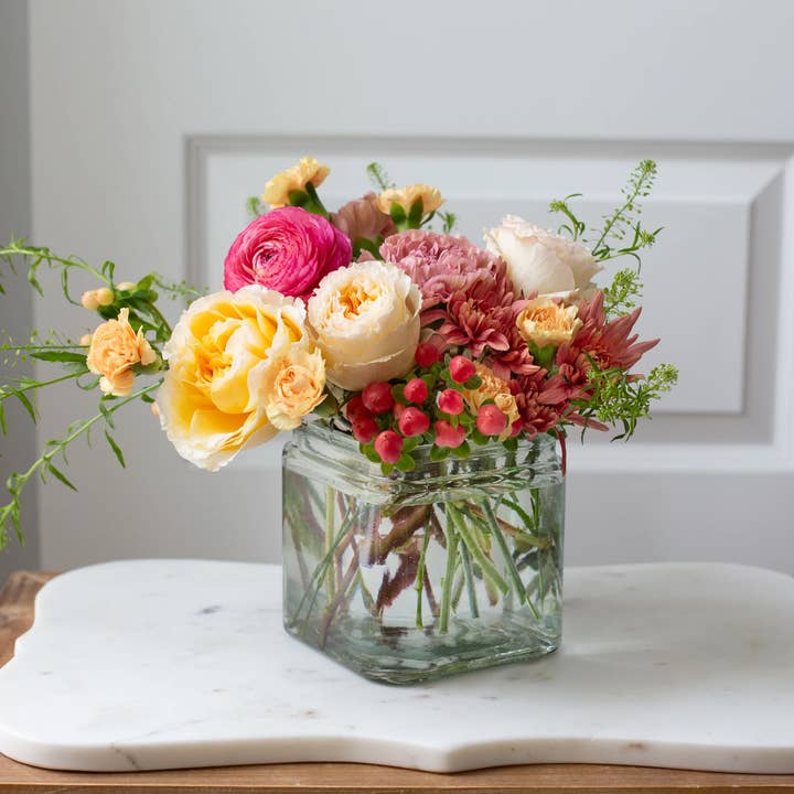 L.O. Florist Supplies - Wholesale Vase - 4.75" Square Glass Floral Vase1