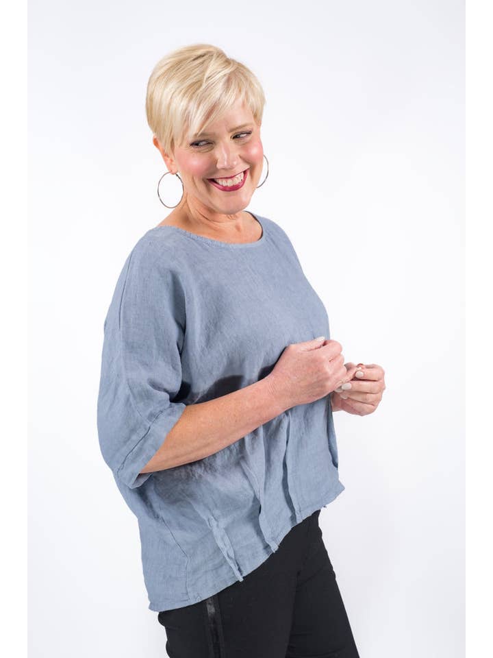 TINA Stephens Italy/Tees By Tina - Wholesale Blouse - Women's - Gina Bottom Darted Linen Top (BQ172)