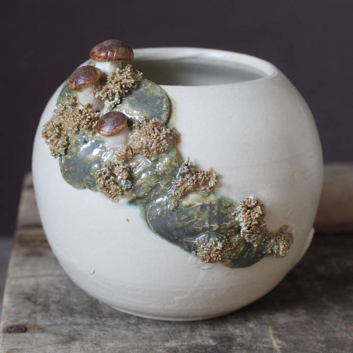 Boletus - stoneware vase with Boletus mushrooms and moss for wholesale by L'Officina