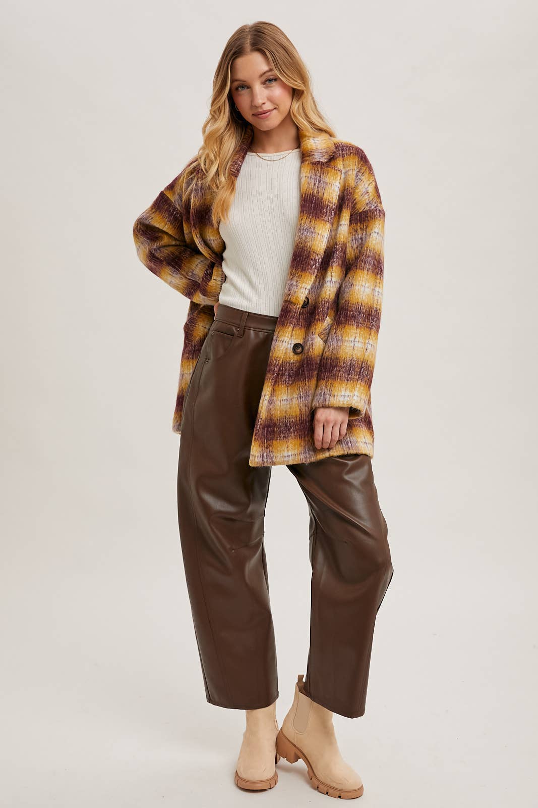 Bluivy - Wholesale Coat - Women's - DOUBLE BREASTED BRUSHED PLAID SHACKET9