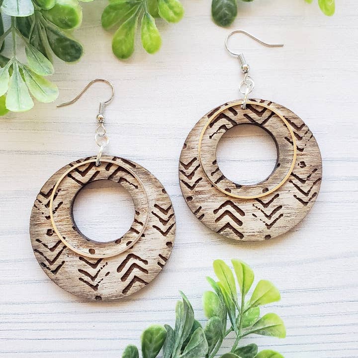 Orecchini Boho Circle per la vendita all'ingrosso da parte di 518 Mercantile