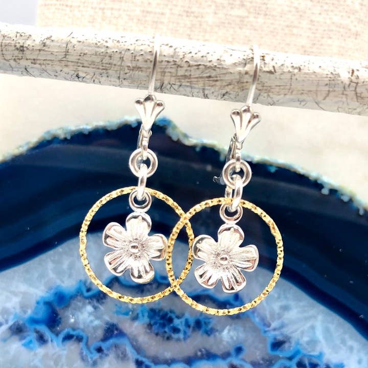 Ensemble Silhouette Plumeria pour la vente par Howling Dog Artisan Jewellery