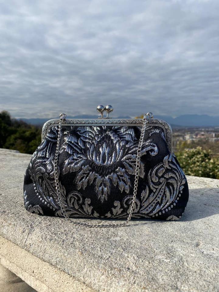 Narciso - Clutch Bag per la vendita all'ingrosso da parte di Antonella Valerio