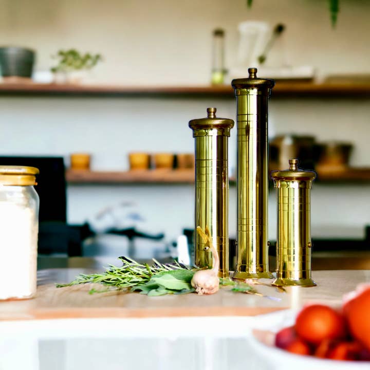 Rune-Jakobsen Design - Wholesale Pepper Mill - The original 'Chef's Mill' - 8/11/13" pepper grinder
