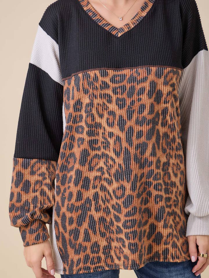 Celeste Clothing - Wholesale Knit Top - Women's - WOMEN'S RIB COLOR BLOCK ANIMAL PRINT LONG SLEEVE TOP34