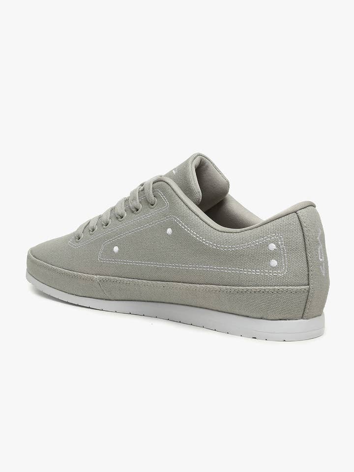 VO7 - Vendita all'ingrosso Sneakers di tendenza - Uomo - YACHT 10 GW
