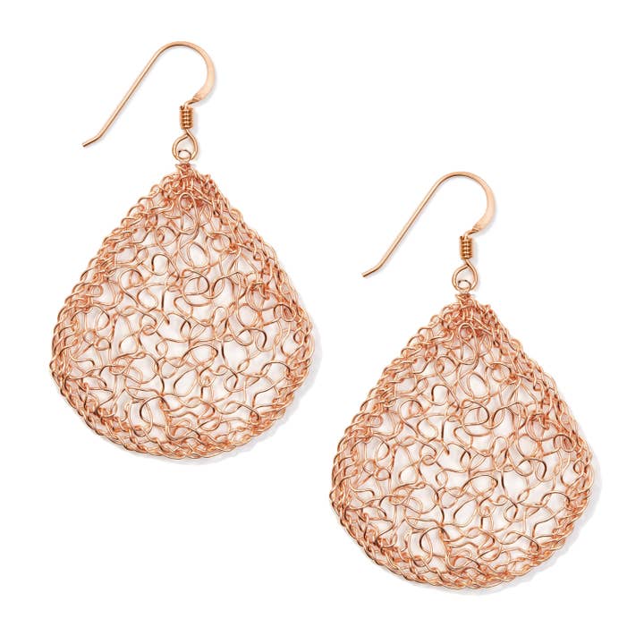 Grandes boucles d'oreilles en forme de larme remplies d'or rose 14 carats, or rose pour la vente par MetaLace Jewelry